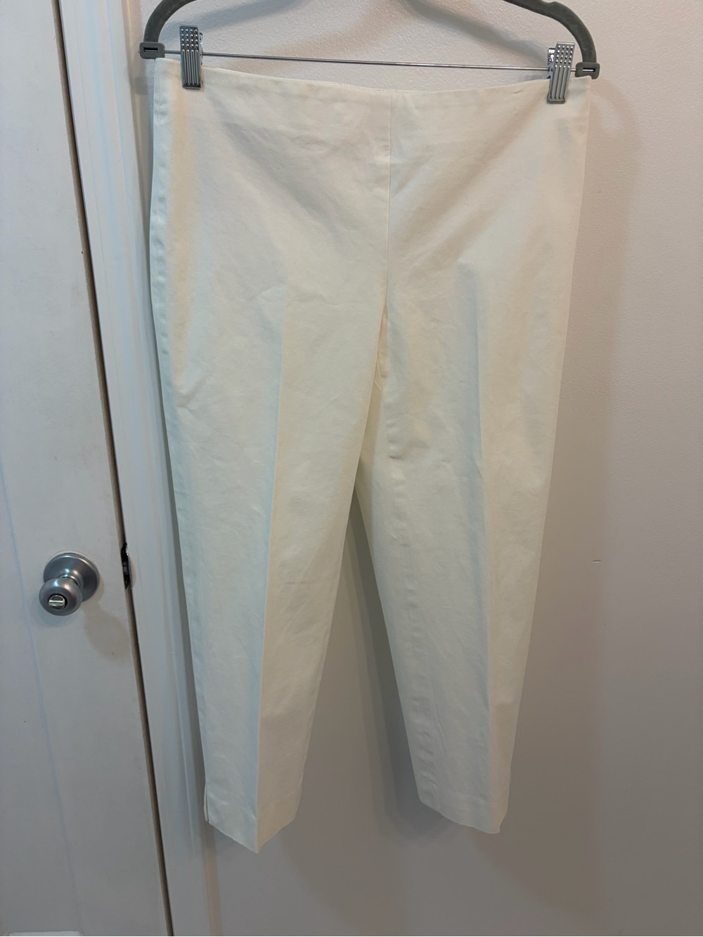 Lilly Pulitzer Resort Fit White Pants - Size 10